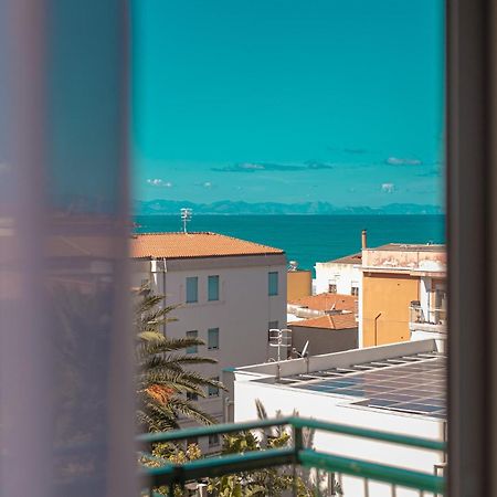 Nooria Sicilian Charme Rooms เชฟาลู ภายนอก รูปภาพ