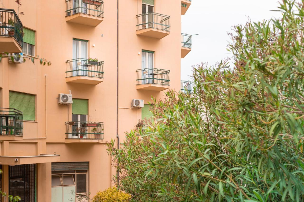 Nooria Sicilian Charme Rooms เชฟาลู ภายนอก รูปภาพ