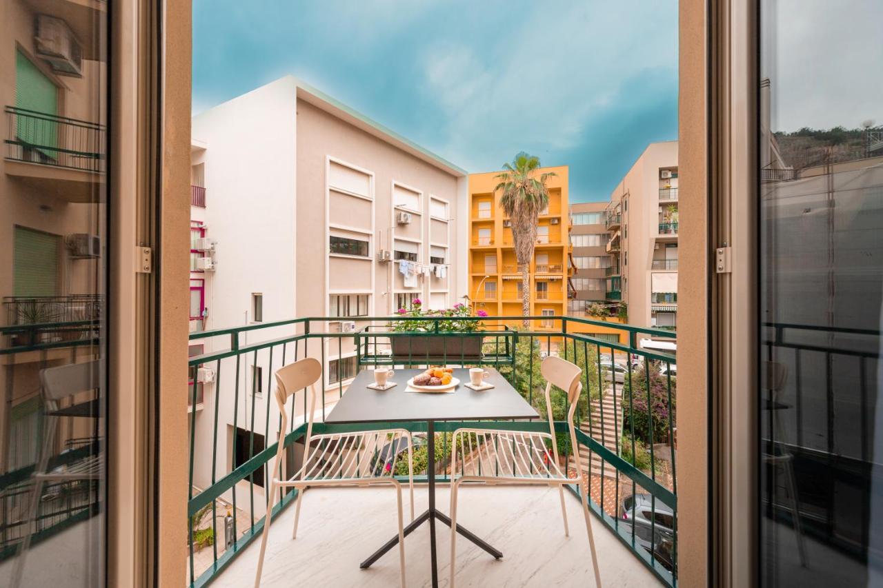 Nooria Sicilian Charme Rooms เชฟาลู ภายนอก รูปภาพ