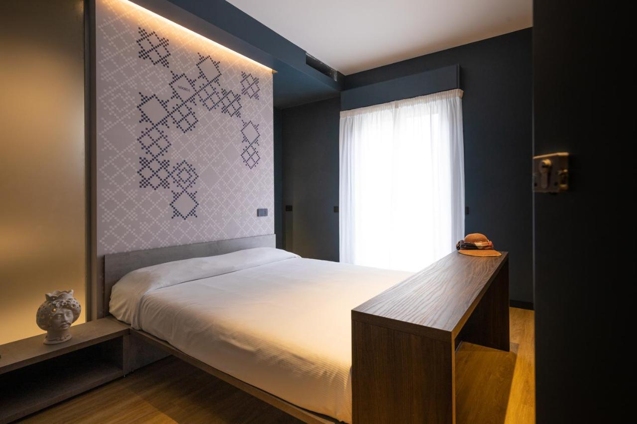 Nooria Sicilian Charme Rooms เชฟาลู ภายนอก รูปภาพ