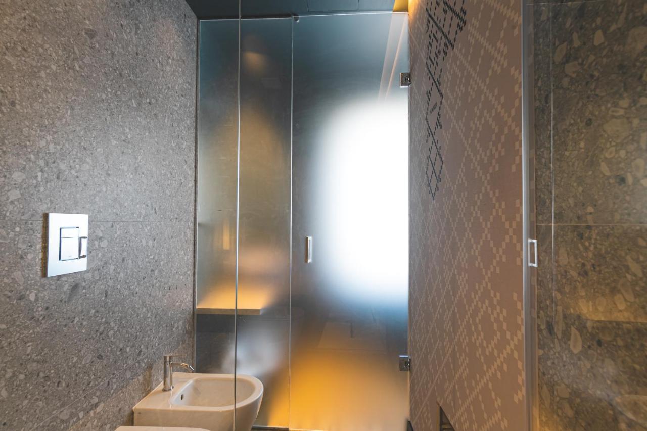 Nooria Sicilian Charme Rooms เชฟาลู ภายนอก รูปภาพ