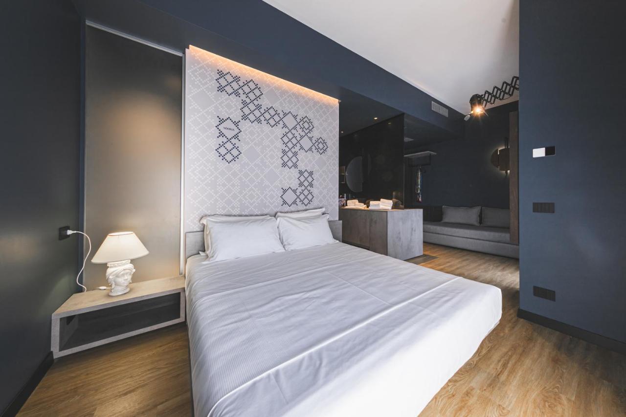 Nooria Sicilian Charme Rooms เชฟาลู ภายนอก รูปภาพ
