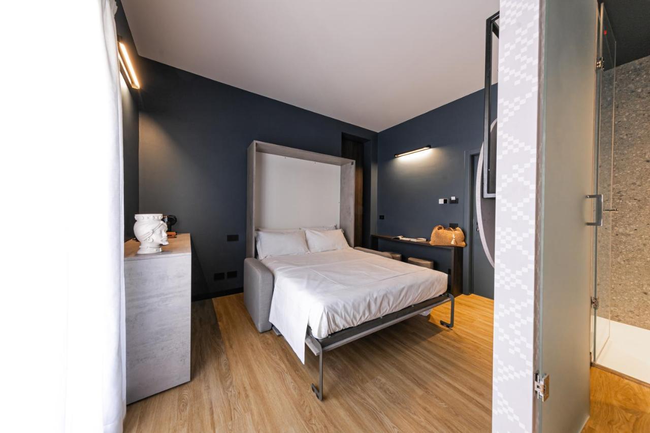 Nooria Sicilian Charme Rooms เชฟาลู ภายนอก รูปภาพ